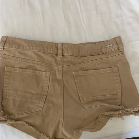 Kendall and Kylie Shorts - Picture 2 of 3